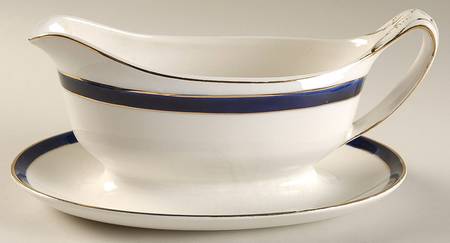 Bleu De Roi Gravy Boat with Attached Underplate
