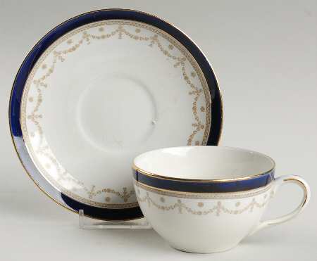 Bleu De Roi 2 Flat Cup & Saucer Set