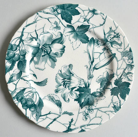 Bourbon Lily Green Dessert/Pie Plate