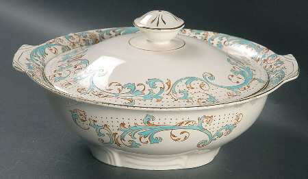 Brierley Round Covered Vegetable