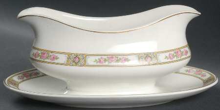 Clifton Gravy Boat with Attached Underplate