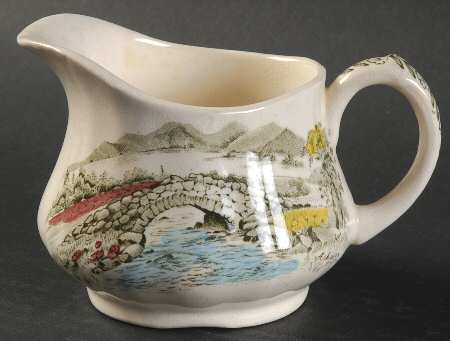 English Bridges Multicolor Creamer