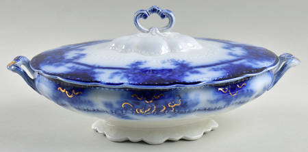 Kelvin (Flow Blue) Oval Covered Vegetable
