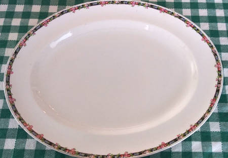 The Lerwick 18" Oval Serving Platter