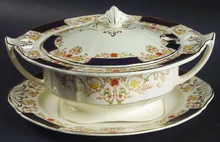 Golden Glory Sauce Boat & Lid with Underplate