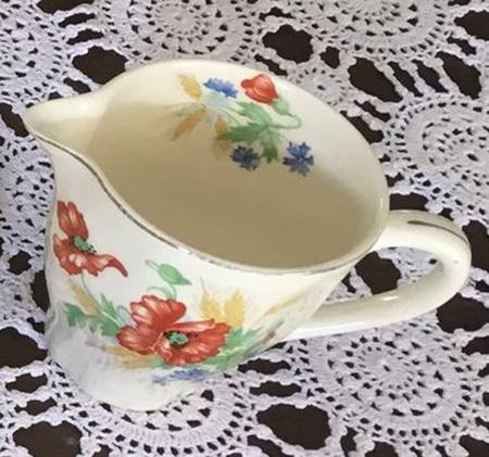 Poppy Creamer