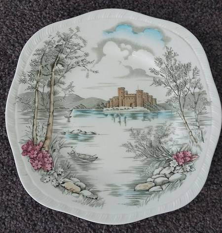 Queens Castle Multicolor Square Luncheon Plate