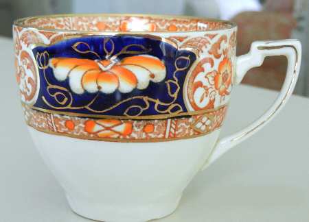 Royal Cameron Flat Cup & Saucer Set