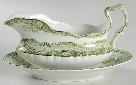 Roxbury Green Gravy Boat & Underplate/Relish