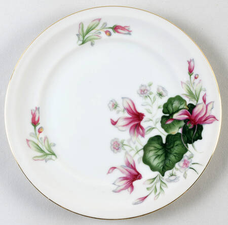 Alicia Salad Plate