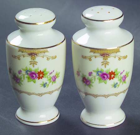Ambassador Salt & Pepper Set by Meito