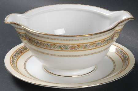 Anita Gravy Boat with Attached Underplate