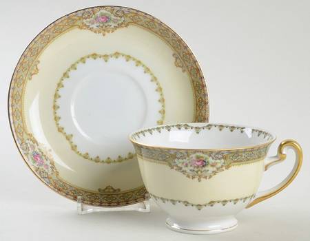Annette Footed Cup & Saucer Set by Meito