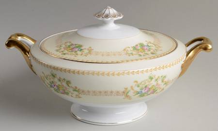 Arbor Round Covered Vegetable