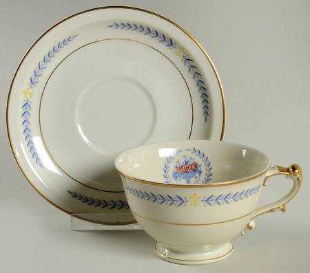 Arcadia Footed Cup & Saucer Set