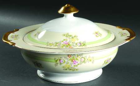 Athlone Round Covered Vegetable by Meito