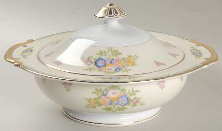 Atwater Round Covered Vegetable
