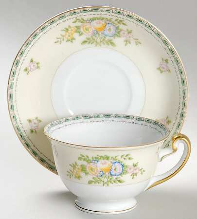 Atwater Footed Cup & Saucer Set