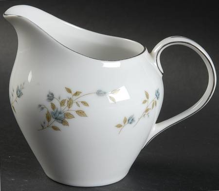 Augusta (Newer, Platinum Trim) Creamer