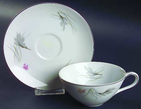 Autumn Leaves Flat Cup & Saucer Set