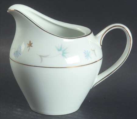 Aurora Creamer