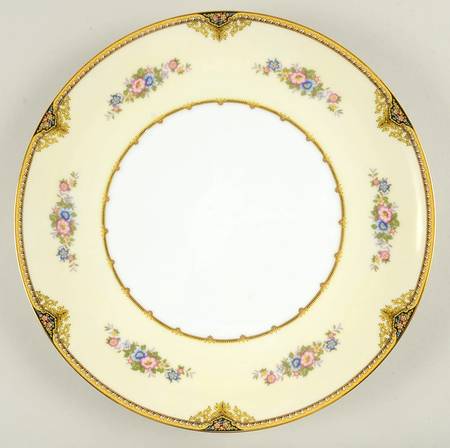 Beatrice 12" Chop Plate (Round Platter)