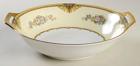 Beatrice 9" Round Vegetable Bowl