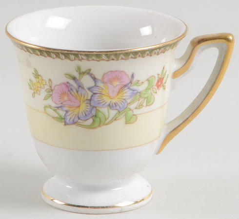 Berkshire Footed Demitasse Cup
