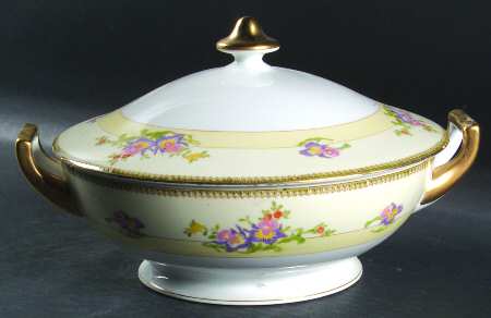 Berkshire Round Covered Vegetable
