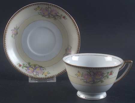 Berkshire Footed Cup & Saucer Set by Meito