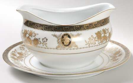 Black Cameo Gravy Boat with Attached Underplate