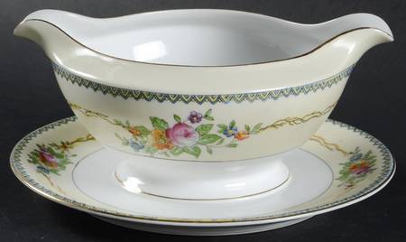 Bouquet (No Floral Center) Gravy Boat with Attached Underplate