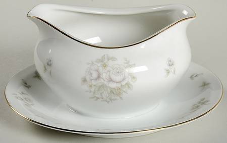 Brocade Gravy Boat with Attached Underplate