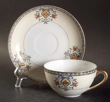 Campania Flat Cup & Saucer Set