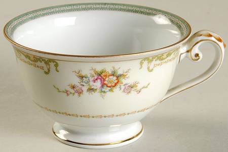Cameron Footed Cup