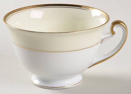 Carlton Footed Cup