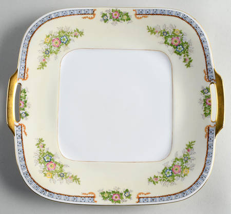 Cecil Square Handled Cake Plate
