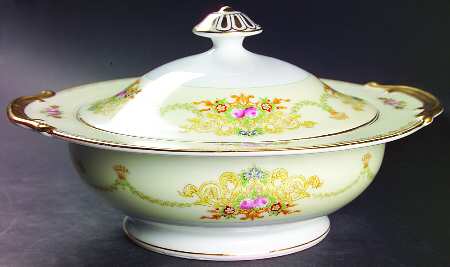 Celeste Round Covered Vegetable