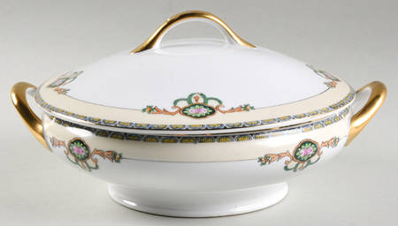 Dayton Round Covered Vegetable