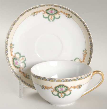 Dayton Flat Cup & Saucer Set