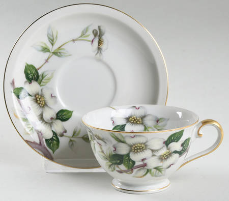 Dogwood Footed Cup & Saucer Set