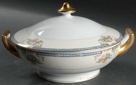 Dolores (Gold Trim) Round Covered Vegetable