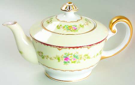 Dubarry Teapot & Lid