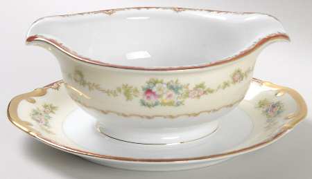 Dubarry Gravy Boat with Attached Underplate