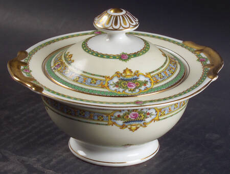 Dublin (Floral Urns) Sugar Bowl & Lid