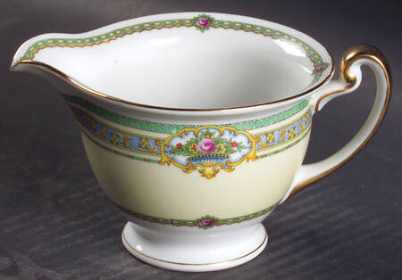 Dublin (Floral Urns) Creamer