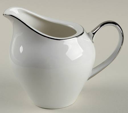 Elizabeth Creamer by Meito
