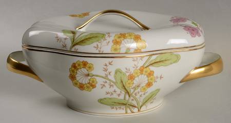 Fairfield  Round Covered Vegetable