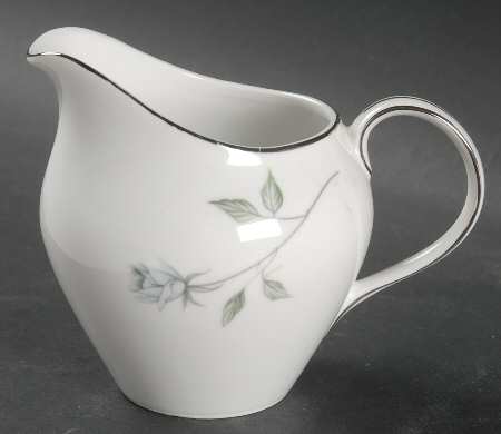 Fleurette (Coupe, Platinum Trim) Creamer