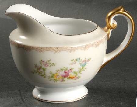 Flora Creamer